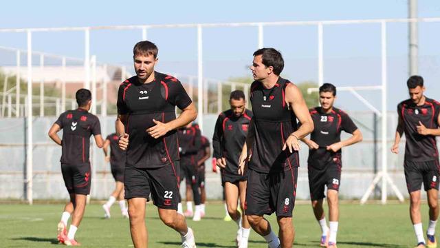 Sivasspor Hazırlıklarını Tamamladı: Esenler Erokspor'la İlk Haftada Karşılaşma
