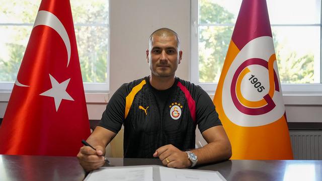 Eren Derdiyok: Galatasaray U17 Teknik Direktörü Oldu, Gelecek Vizyonu!