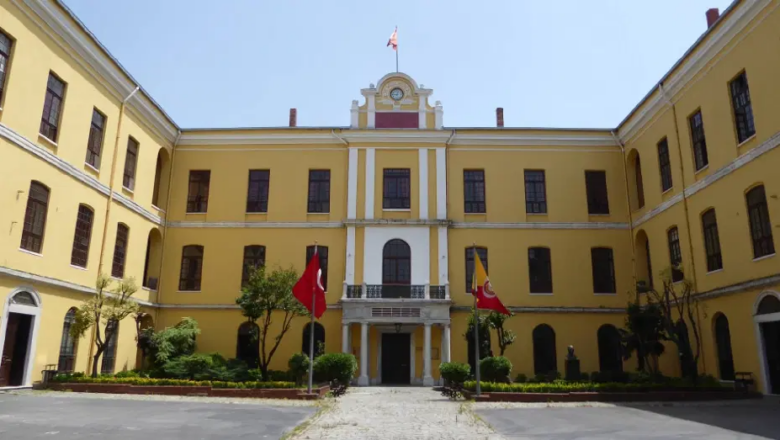 Galatasaray Lisesi giriş düzenlemesi