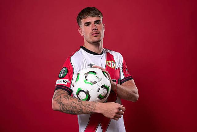 Pep Chavarria transfer